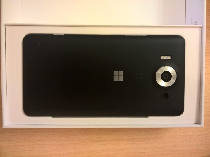 wp_20161113_16_03_49_pro